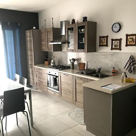 Luqa Apartment - 5 Mins From Airport Dış mekan fotoğraf
