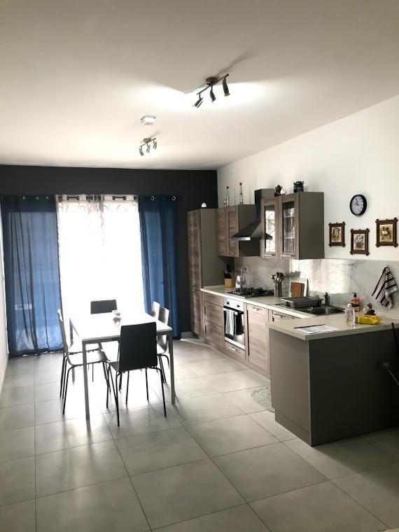 Luqa Apartment - 5 Mins From Airport Dış mekan fotoğraf